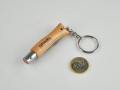 Nóż Opinel 04 składany brelok bukowy - porównanie rozmiaru.