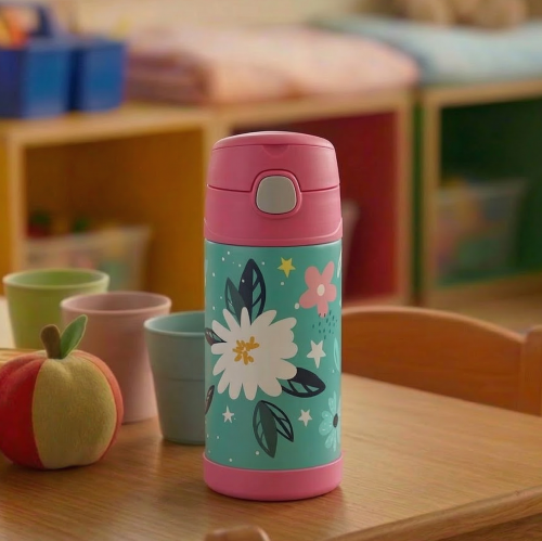 Thermos - termos napojowy funtainer 355 pln dziecięcy - wild flowers - przykład użycia 12001J