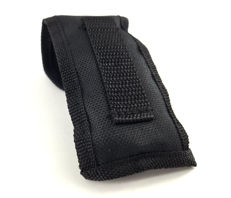 niezbędnik składany typu scyzoryk 4 w 1 - 44050 - etui z taśmą montażową.jpg