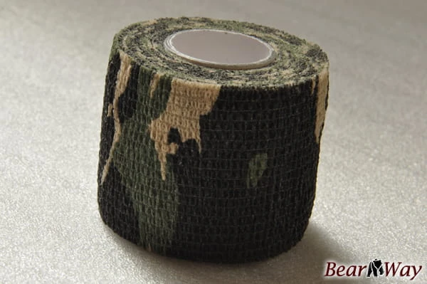 Taśma maskująca do wyposażenia, broni, lornetek - woodland 4,5 m x 5 cm